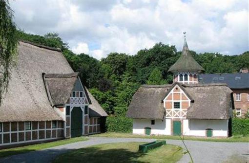 фото отеля Taubenhof Gut Cadenberge