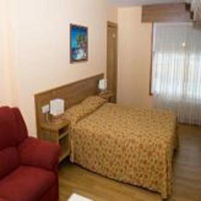 фото отеля Apartamentos Turisticos Monteblanco Cabana de Bergantinos