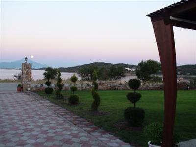 фото отеля Athos Bay Villa
