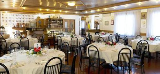 фото отеля Hotel Ferrovia Calalzo di Cadore