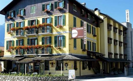 фото отеля Hotel Ferrovia Calalzo di Cadore