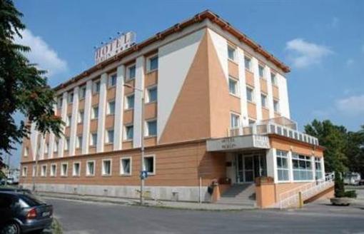 фото отеля Hotel Berlin Budapest