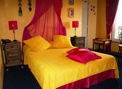 фото отеля Hotel De La Loire Saint-Satur