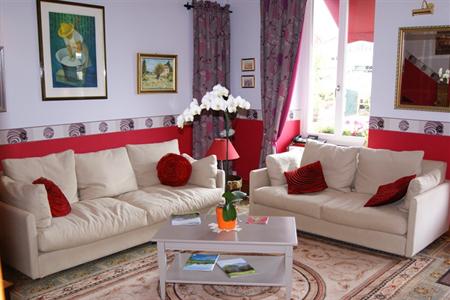 фото отеля Hotel De La Loire Saint-Satur