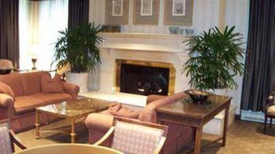 фото отеля DoubleTree by Hilton Hotel Detroit - Novi