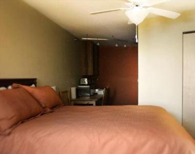 фото отеля East Bay Suites