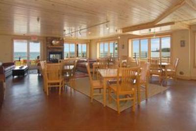 фото отеля East Bay Suites