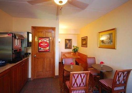 фото отеля Econo Lodge North Winchester (Virginia)