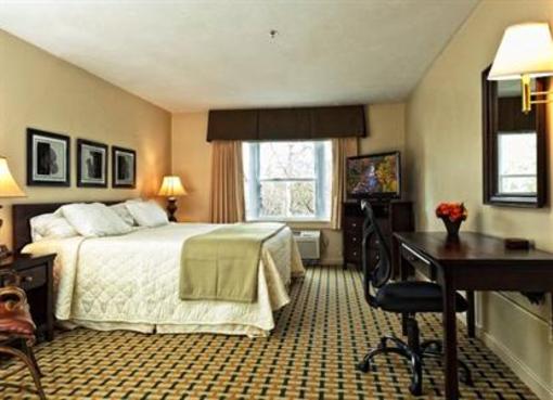 фото отеля BEST WESTERN Silver Fox Inn
