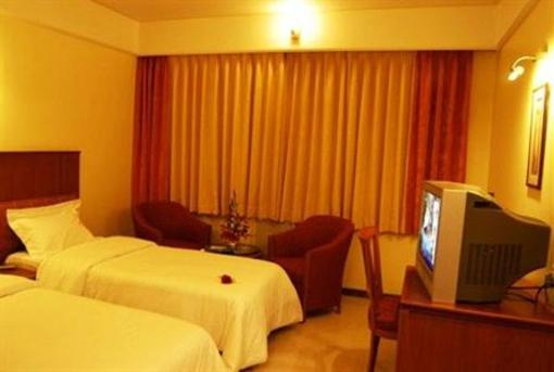 фото отеля Hotel Solitaire Mumbai