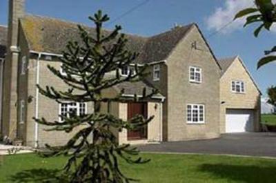 фото отеля Greensleeves Bed & Breakfast Cirencester