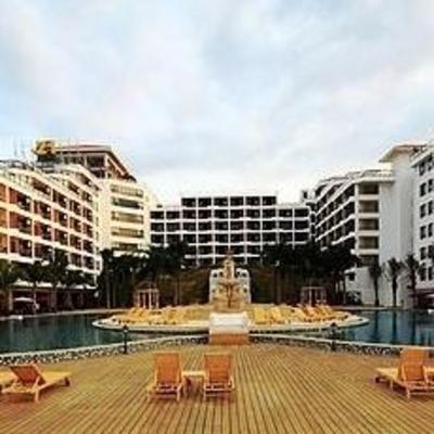 фото отеля Xinglong Old Banyan Tree Hot Spring Resort