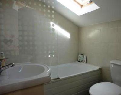 фото отеля Toms Inn Nest