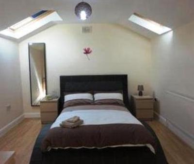 фото отеля Toms Inn Nest