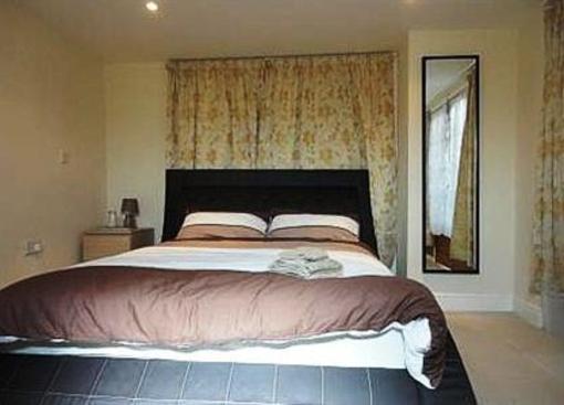 фото отеля Toms Inn Nest