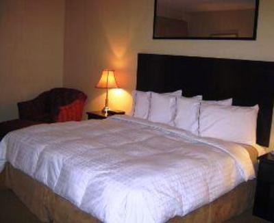 фото отеля Howard Johnson Hotel Bowmanville