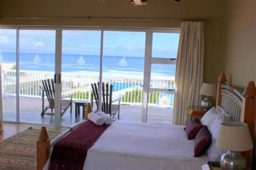 фото отеля 1 Point Village Guesthouse & Holiday Cottages Mossel Bay