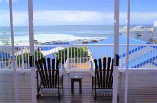 фото отеля 1 Point Village Guesthouse & Holiday Cottages Mossel Bay