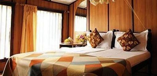 фото отеля Aqua Holidays Houseboat Alleppey