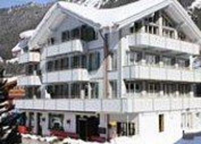 фото отеля Hotel Hirschen Wengen