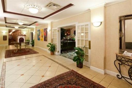 фото отеля Holiday Inn Express Hotel & Suites Starkville MS