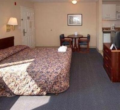 фото отеля Suburban Extended Stay West Six Flags