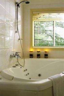фото отеля Falls Mountain Retreat Blue Mountains