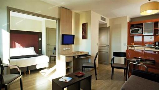 фото отеля Park & Suites Prestige Toulouse Blagnac