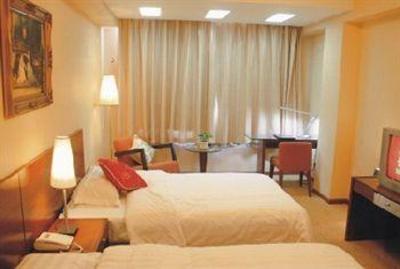 фото отеля Aiwei Hotel