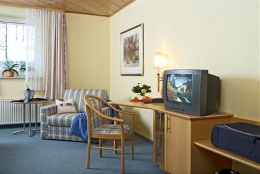 фото отеля Hotel-Restaurant Haus Waldesruh