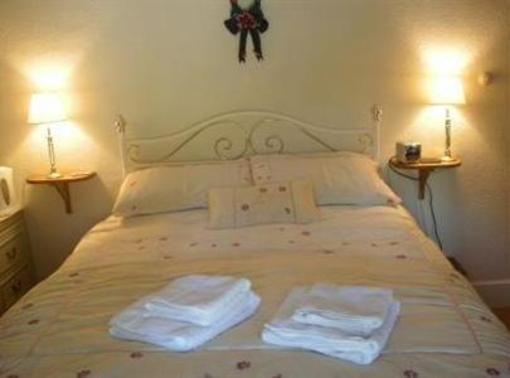 фото отеля Rhydydefaid Farm Guest House Frongoch Bala