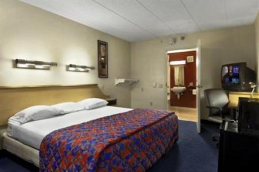 фото отеля Red Roof Inn Alexandria (Virginia)