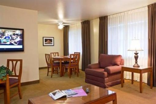 фото отеля Marin Suites Hotel