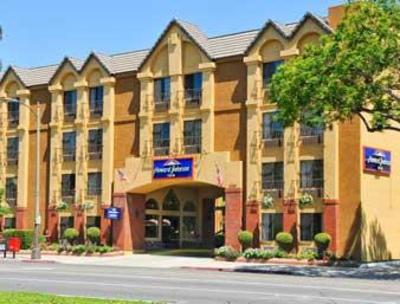 фото отеля Howard Johnson Pasadena