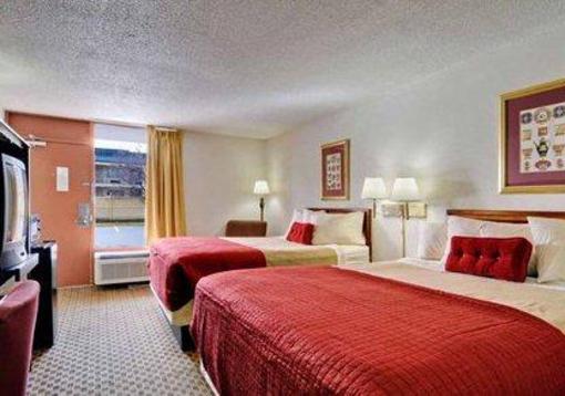 фото отеля Econo Lodge Inn & Suites Macon