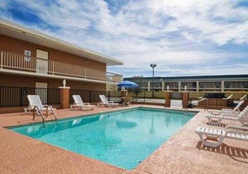 фото отеля Econo Lodge Inn & Suites Macon
