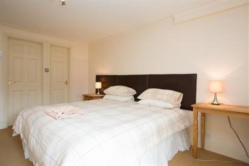 фото отеля Coach House Hotel Pembroke