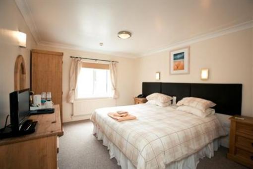 фото отеля Coach House Hotel Pembroke