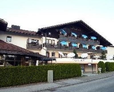 фото отеля Das Maximilianilian Hotel Bad Kohlgrub