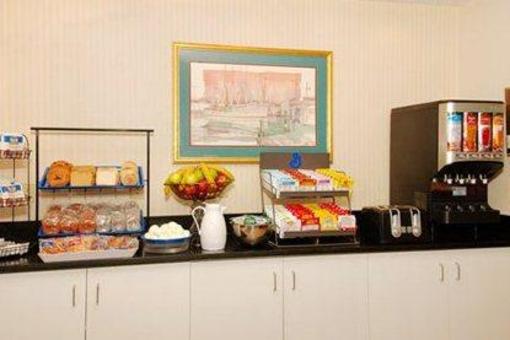 фото отеля Comfort Inn Ellsworth