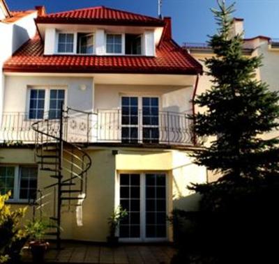 фото отеля Dandelion B&B Warsaw