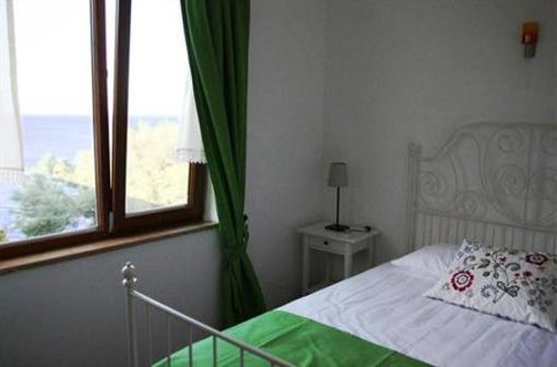 фото отеля Ayana Guesthouse