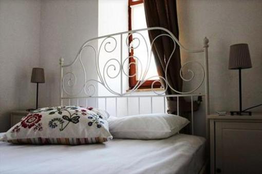 фото отеля Ayana Guesthouse