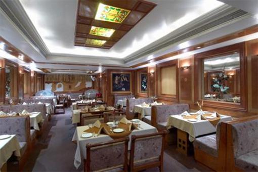 фото отеля Hotel Embassy