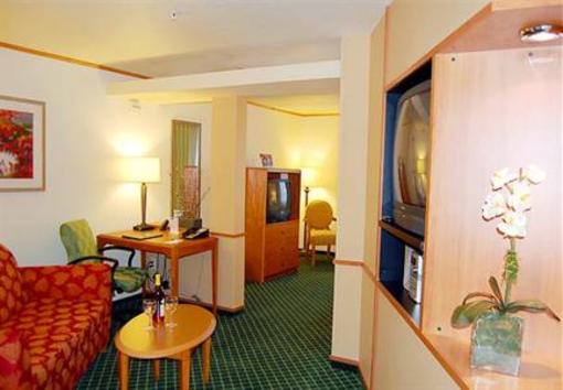 фото отеля Fairfield Inn & Suites Ukiah Mendocino County