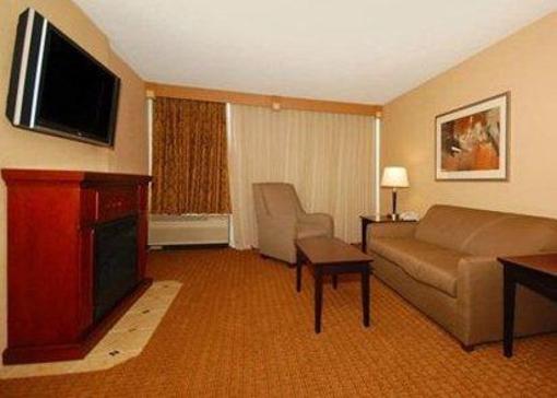 фото отеля Comfort Inn & Suites Omaha