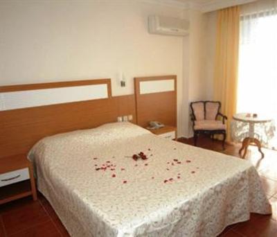 фото отеля Ideal Beach Hotel