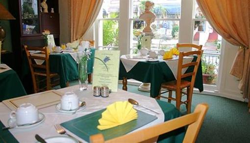 фото отеля Wayfarer Guest House