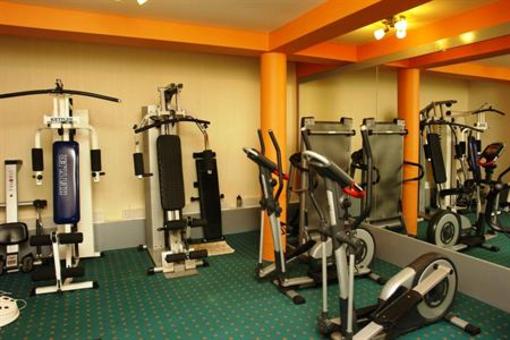фото отеля Alfa Hotel es Wellness Centrum La Fiesta Etterem