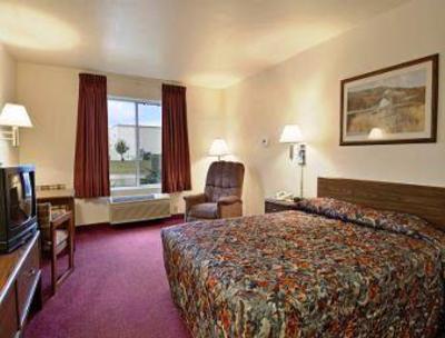 фото отеля Days Inn Madison Northeast